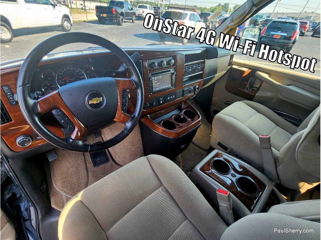 Used 2015 Chevrolet Express 2500 RWD image 4