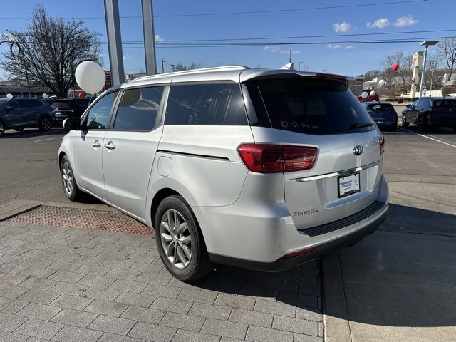 Used 2020 Kia Sedona EX image 5