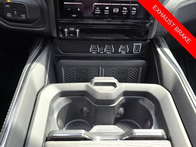 New 2026 RAM 3500 Limited AWD/4WD image 31