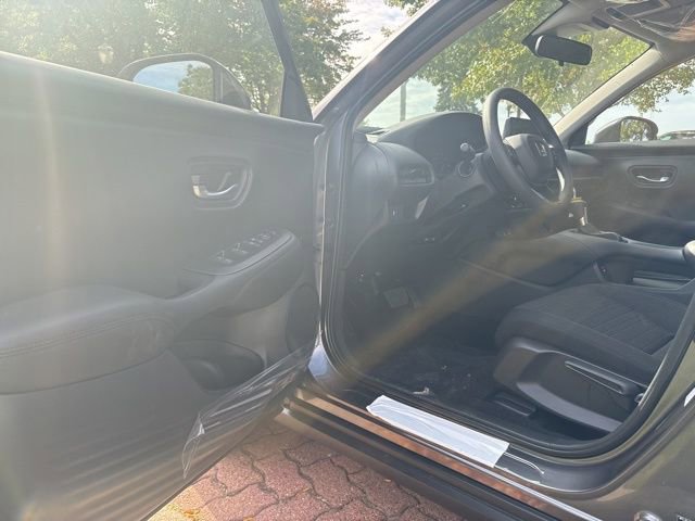 New 2026 Honda HR-V LX image 11