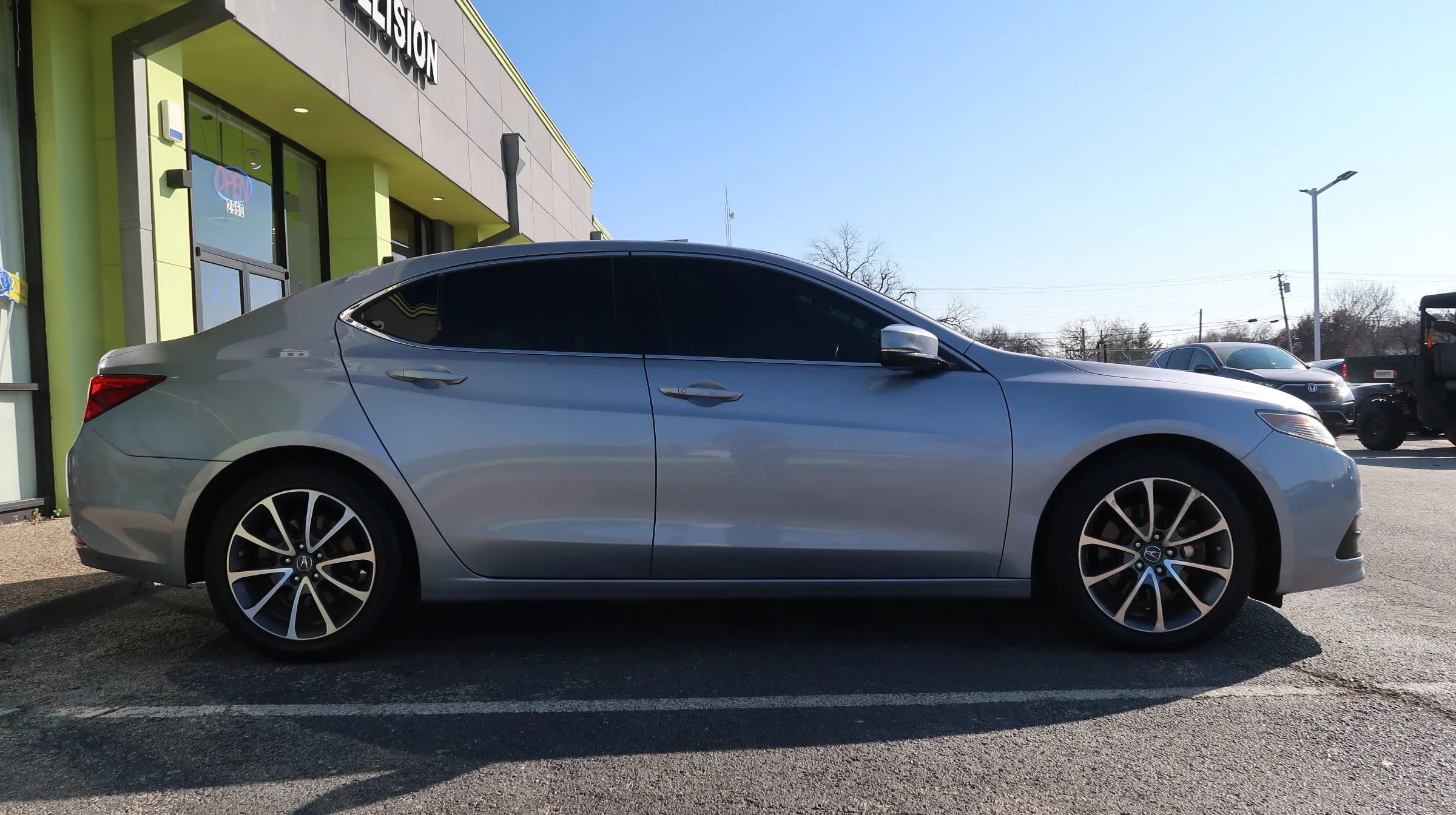 Used 2015 Acura TLX V6 FWD image 8
