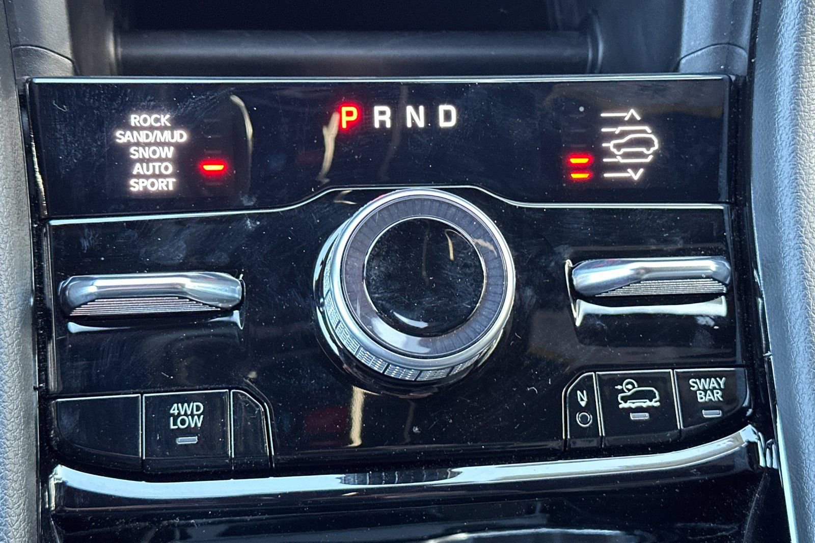 New 2023 Jeep Grand Cherokee Trailhawk AWD/4WD image 21