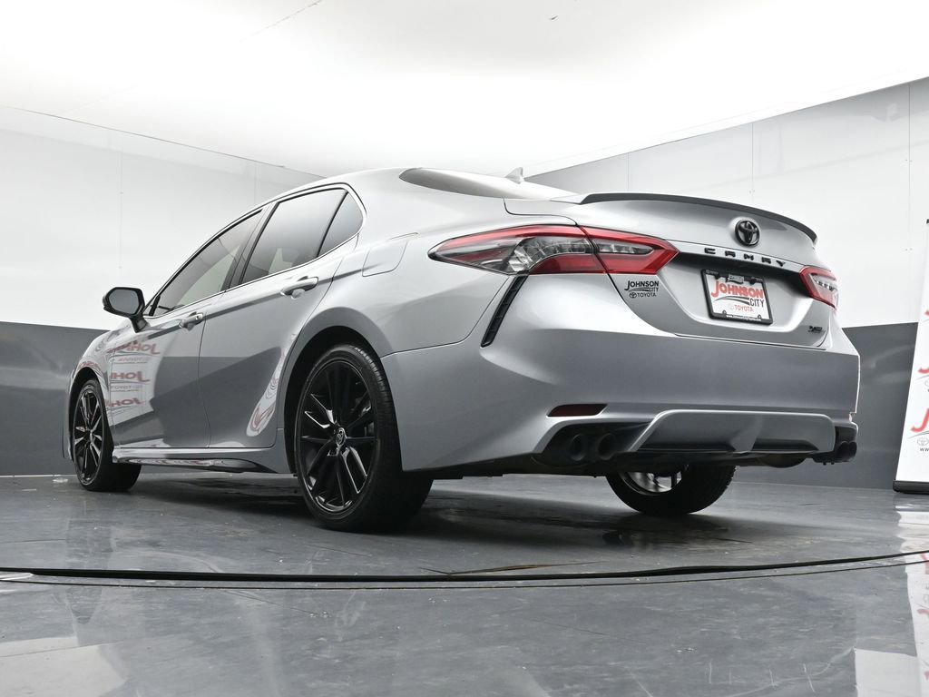 Used 2021 Toyota Camry XSE image 37