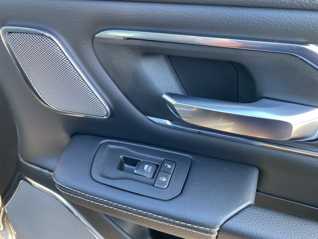 New 2026 RAM 1500 Laramie w/ Night Edition AWD/4WD image 15