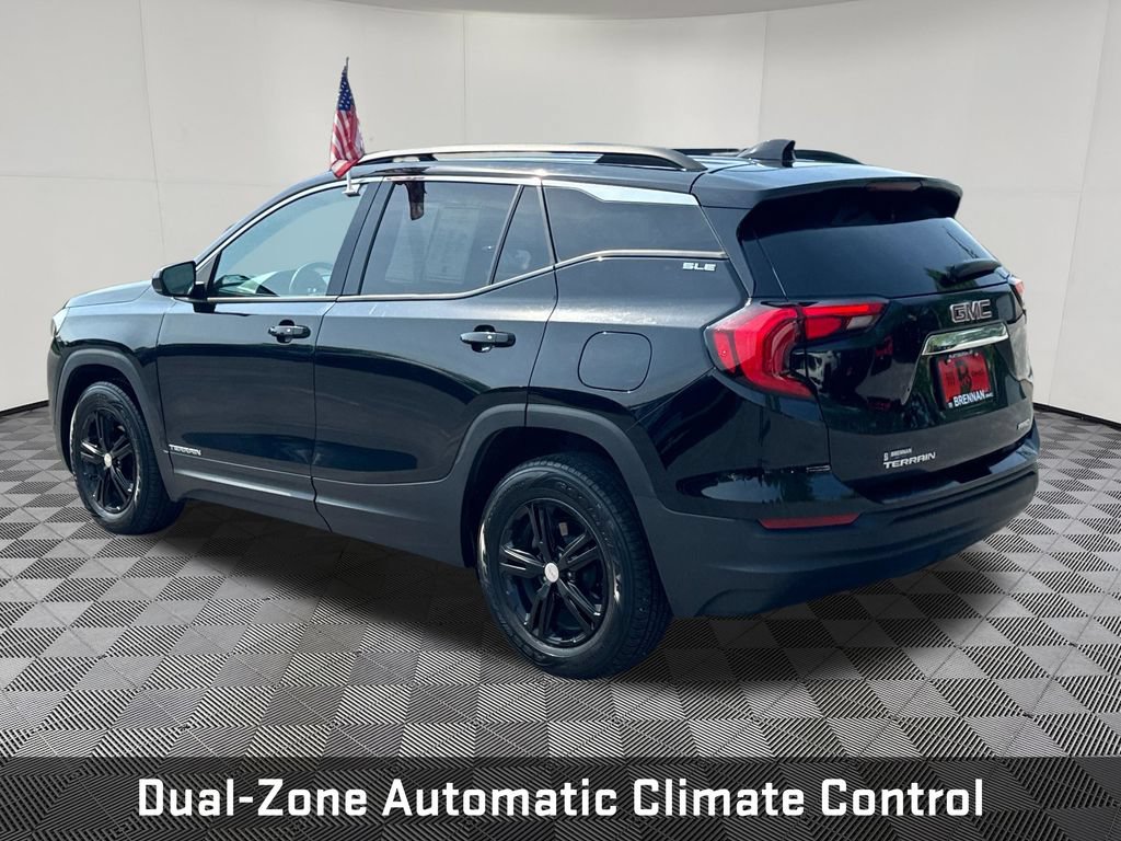 Certified 2020 GMC Terrain SLE w/ Driver Convenience Package AWD/4WD image 3