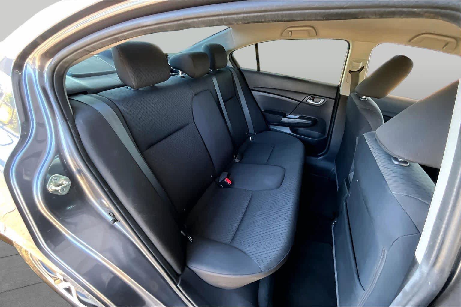 Used 2015 Honda Civic SE image 19