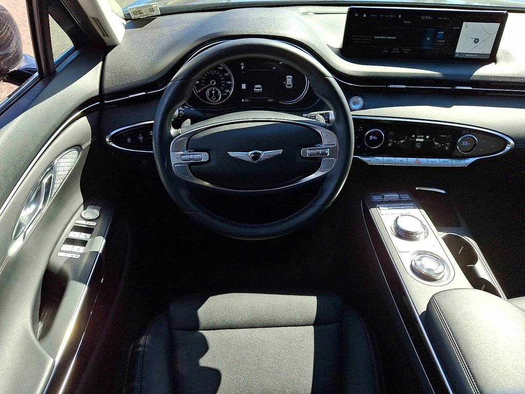 Used 2025 Genesis GV70 2.5T image 12