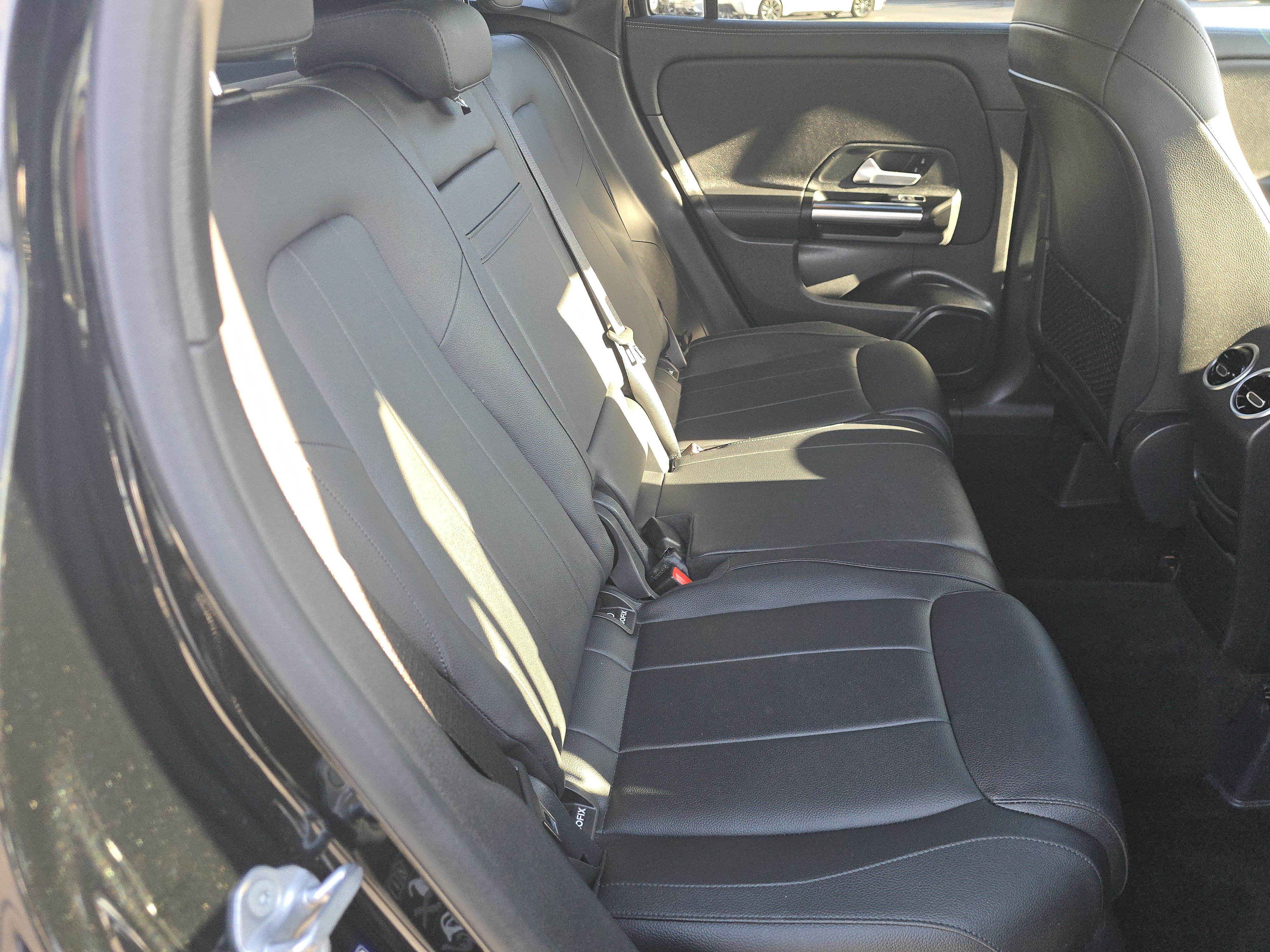 Used 2021 Mercedes-Benz GLA 250 4MATIC image 17