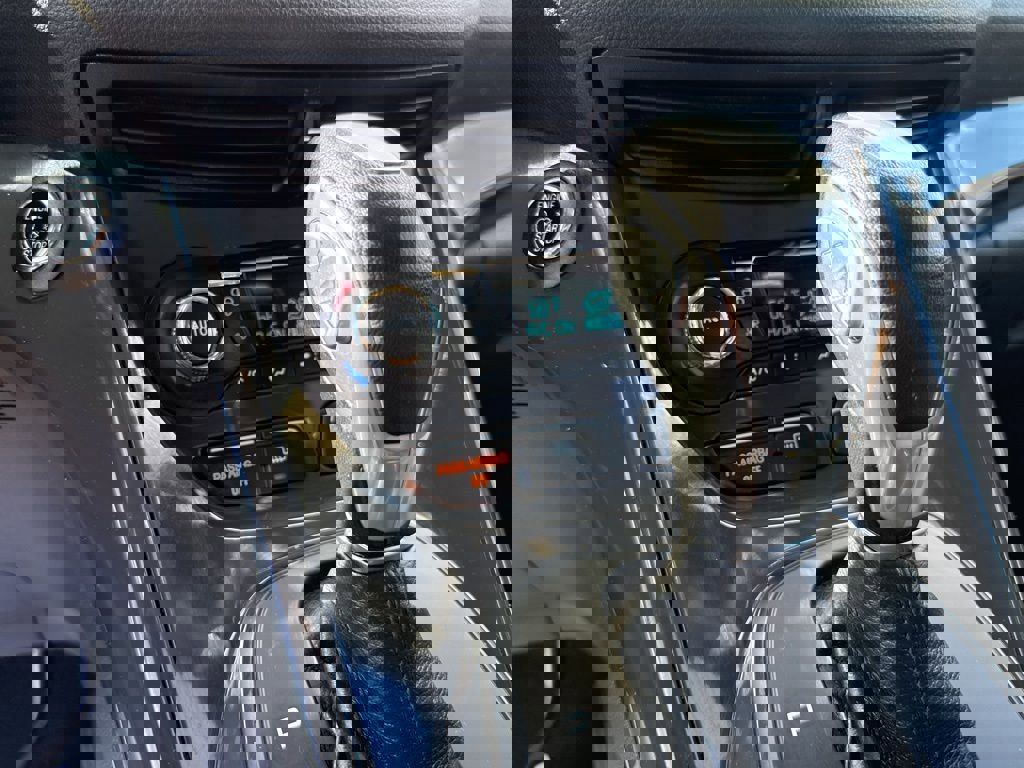 Used 2016 Ford Escape Titanium w/ Equipment Group 301A image 16