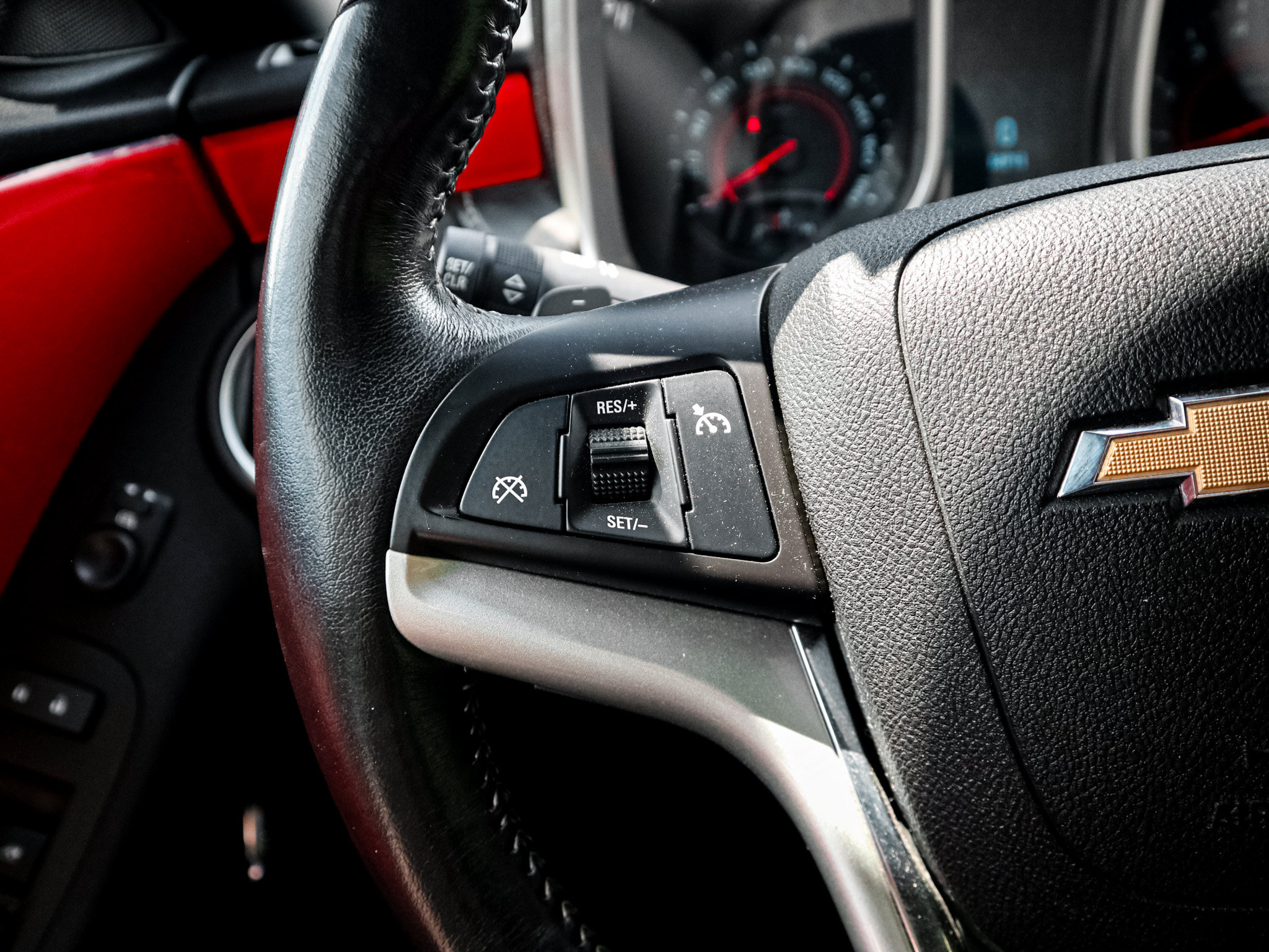 Used 2012 Chevrolet Camaro SS RWD image 19