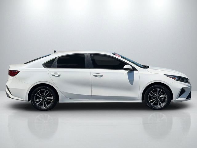 Certified 2024 Kia Forte LXS w/ LXS Technology Package FWD image 8