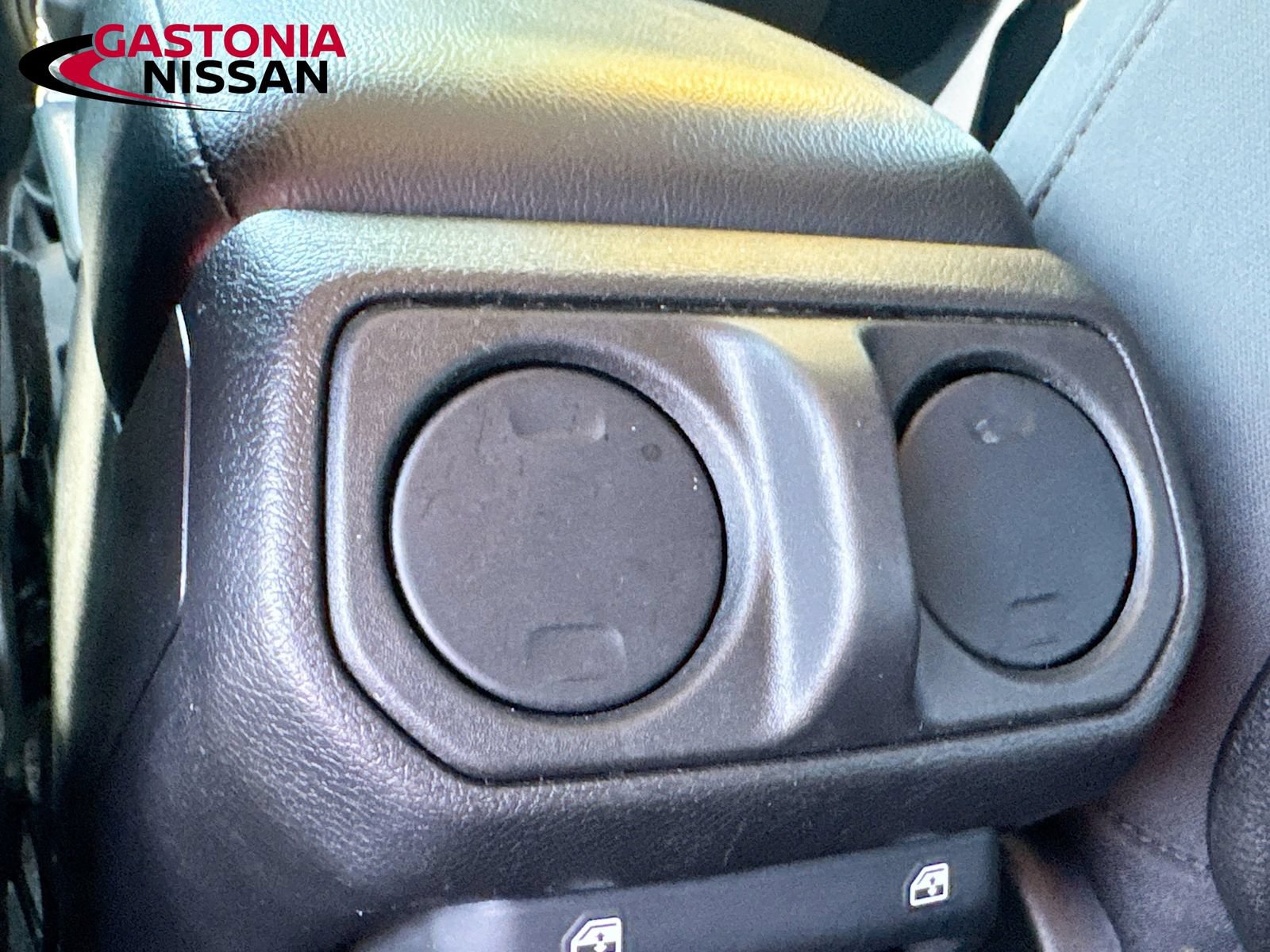 Used 2024 Jeep Wrangler Unlimited Rubicon 4xe AWD/4WD image 33