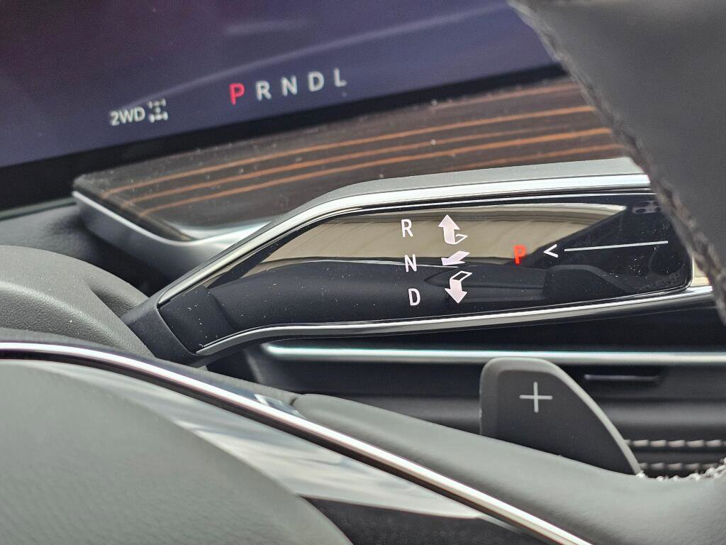 New 2026 Cadillac Escalade Luxury image 31