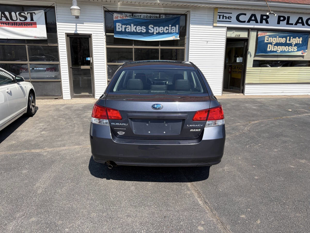 Used 2014 Subaru Legacy 2.5i AWD/4WD image 6