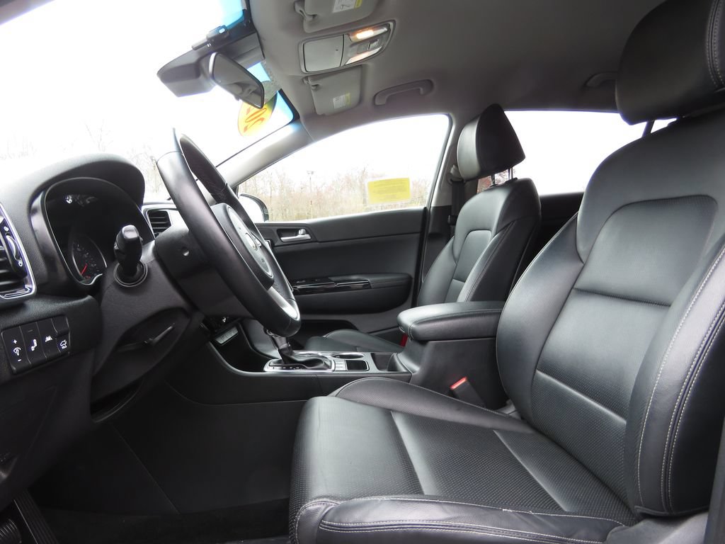 Used 2021 Kia Sportage EX AWD/4WD image 10