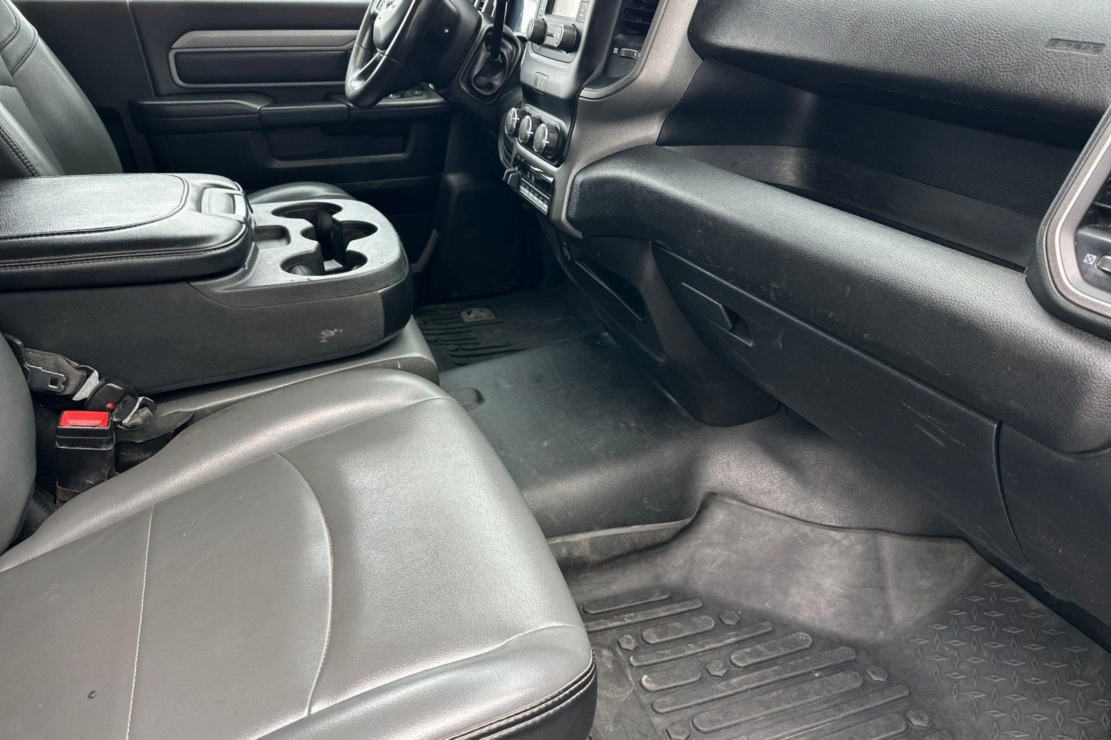 Used 2020 RAM 4500 Tradesman image 16