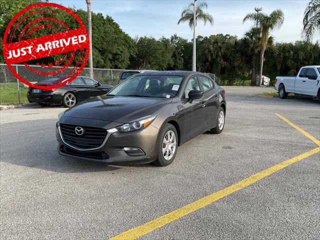 Used 2017 MAZDA MAZDA3 Sport FWD image 2