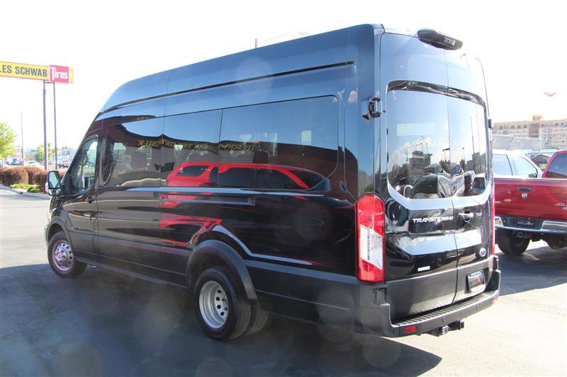Used 2023 Ford Transit 350 XLT image 4