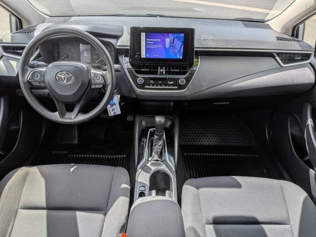 Used 2025 Toyota Corolla LE FWD image 15