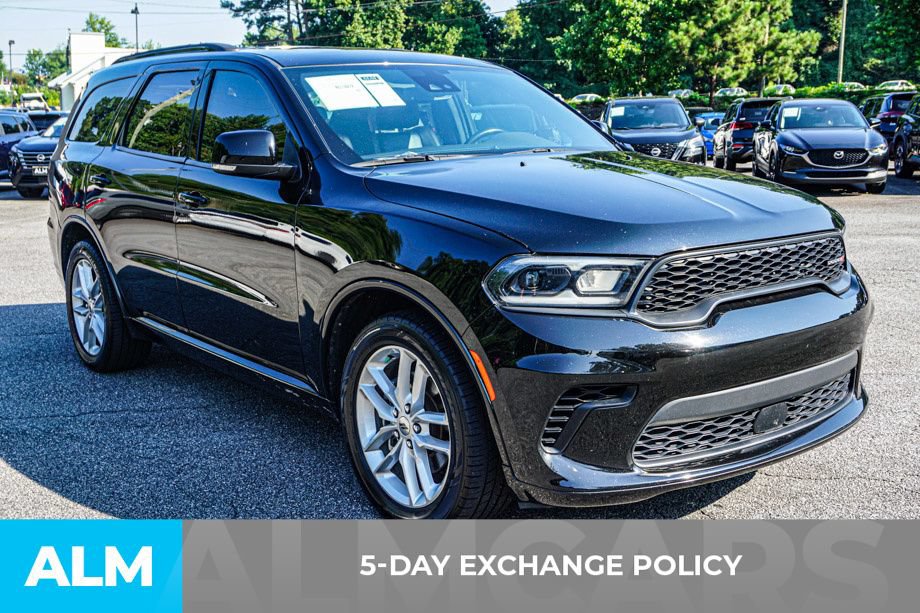 Used 2024 Dodge Durango GT RWD image 3