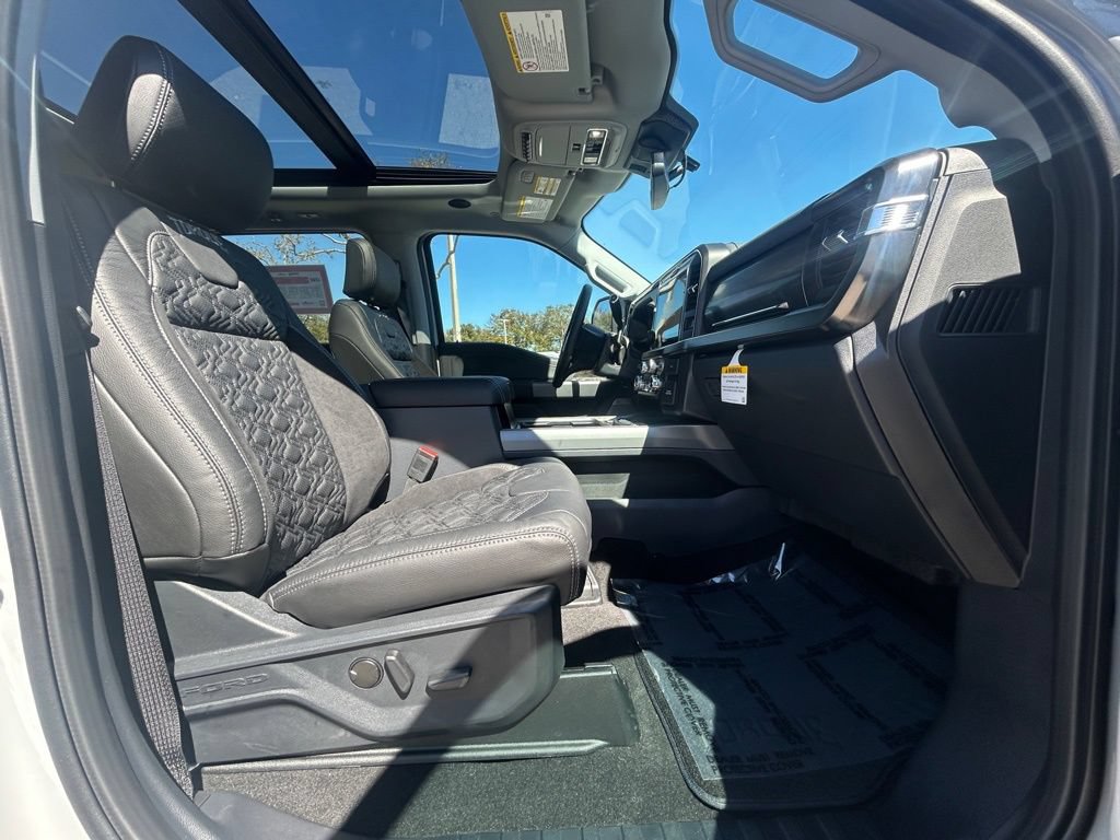 New 2026 Ford F250 Lariat w/ Black Appearance Package AWD/4WD image 30