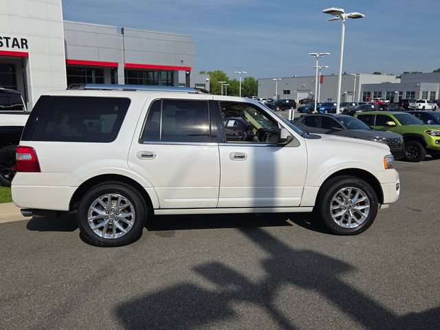 Used 2017 Ford Expedition Limited w/ Equipment Group 301A AWD/4WD image 14