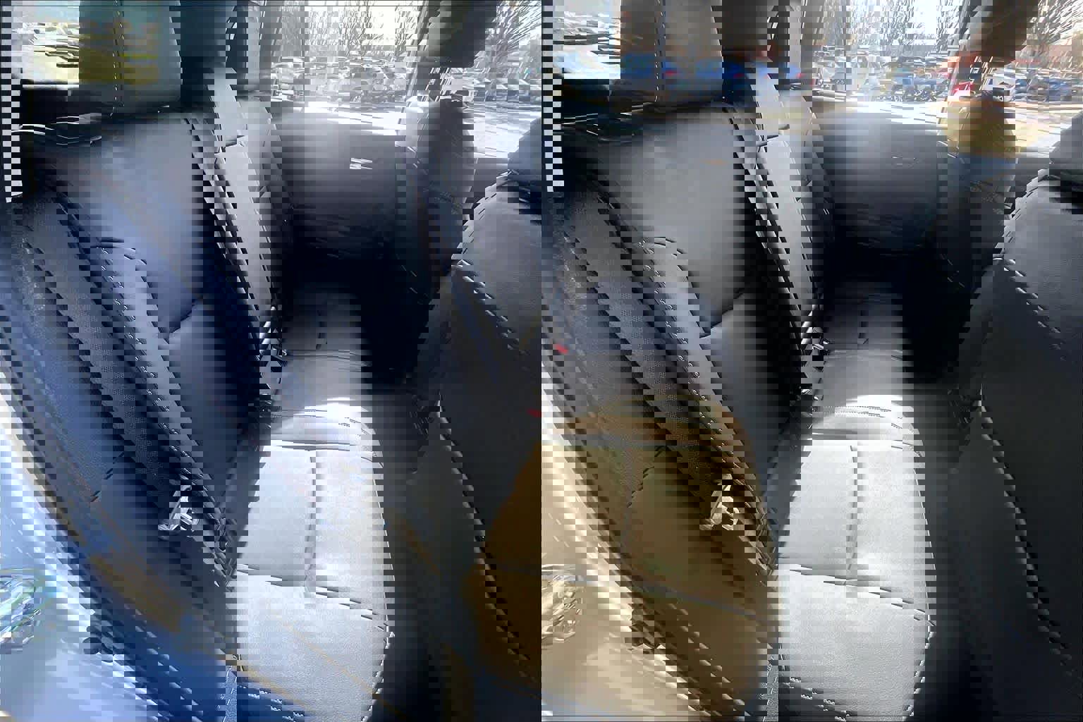 Used 2025 Toyota Corolla Cross XLE w/ Convenience Package image 21