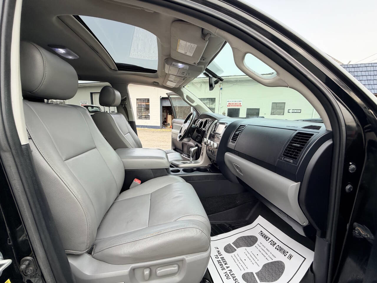 Used 2013 Toyota Sequoia SR5 w/ Premium Pkg image 37