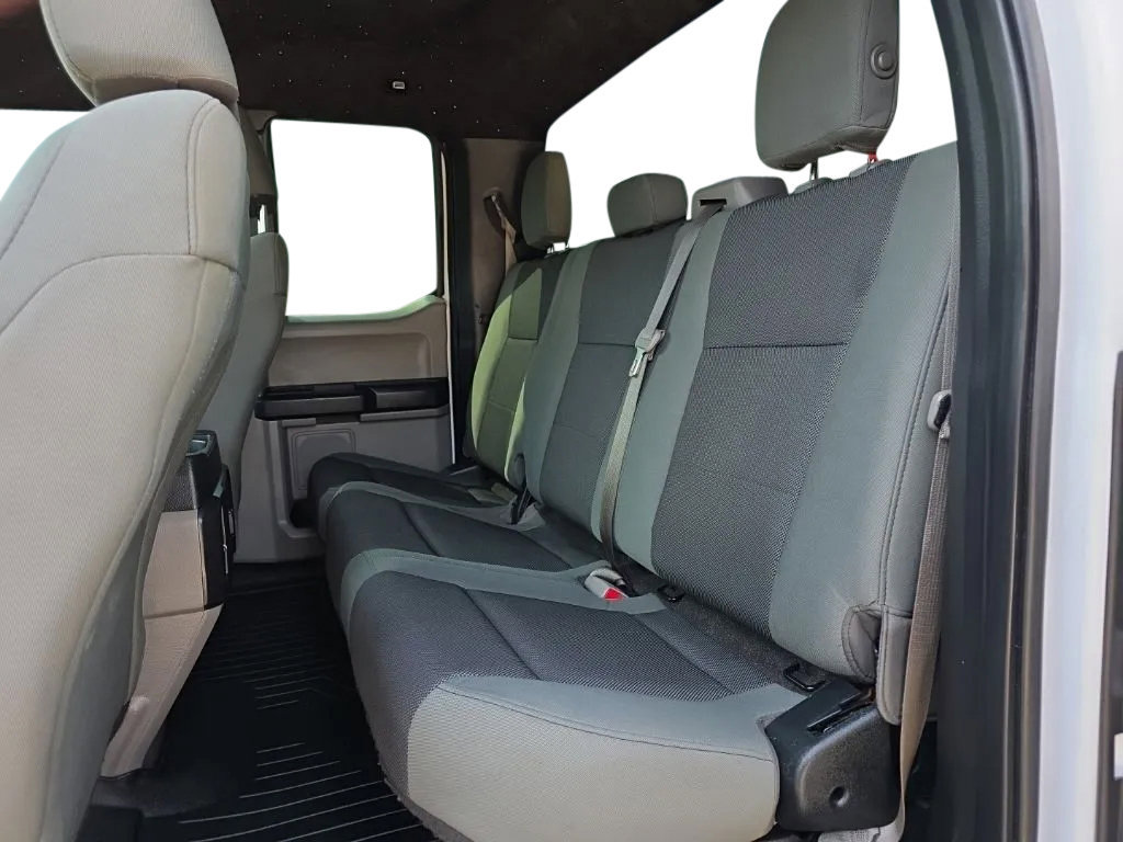 Used 2015 Ford F150 XL w/ Equipment Group 101A Mid AWD/4WD image 16