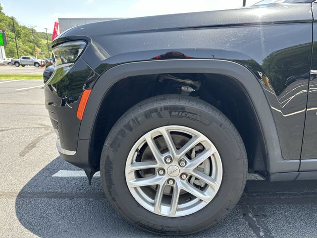 Used 2023 Jeep Grand Cherokee L Laredo w/ Luxury Tech Group I AWD/4WD image 20