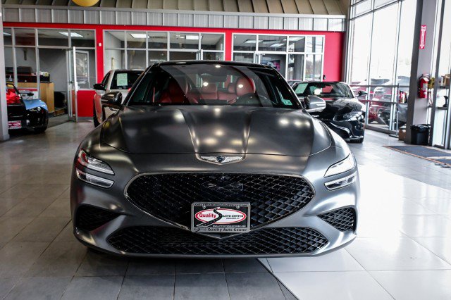 Used 2022 Genesis G70 3.3T Launch Edition image 2