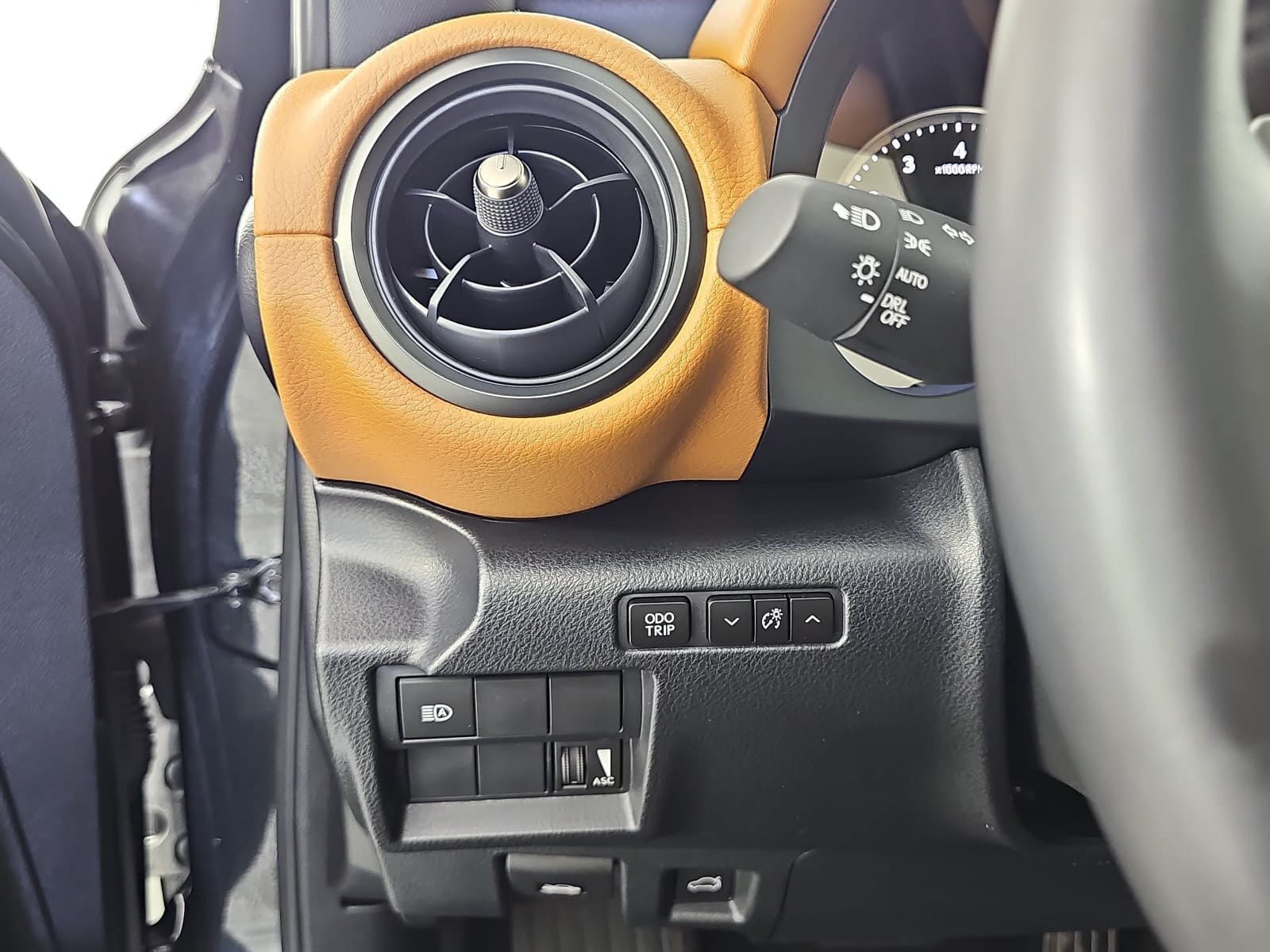 Used 2025 Lexus IS 350 F Sport w/ Accessory Package 2 RWD image 24