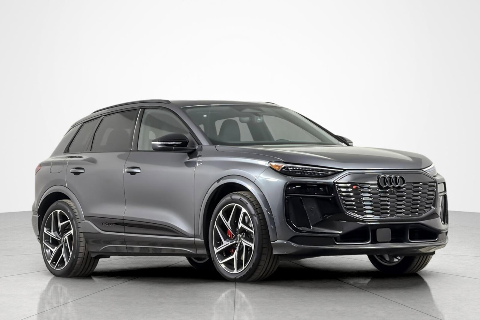 New 2027 Audi SQ6 e-tron Premium Plus AWD/4WD image 2