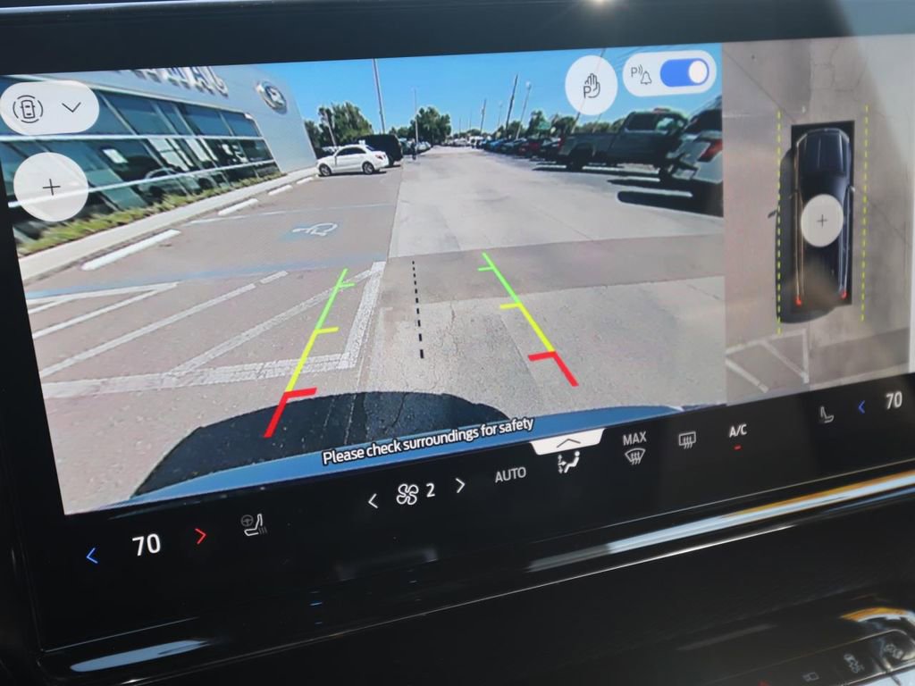 New 2026 Ford Expedition Platinum w/ Stealth Performance Package image 8