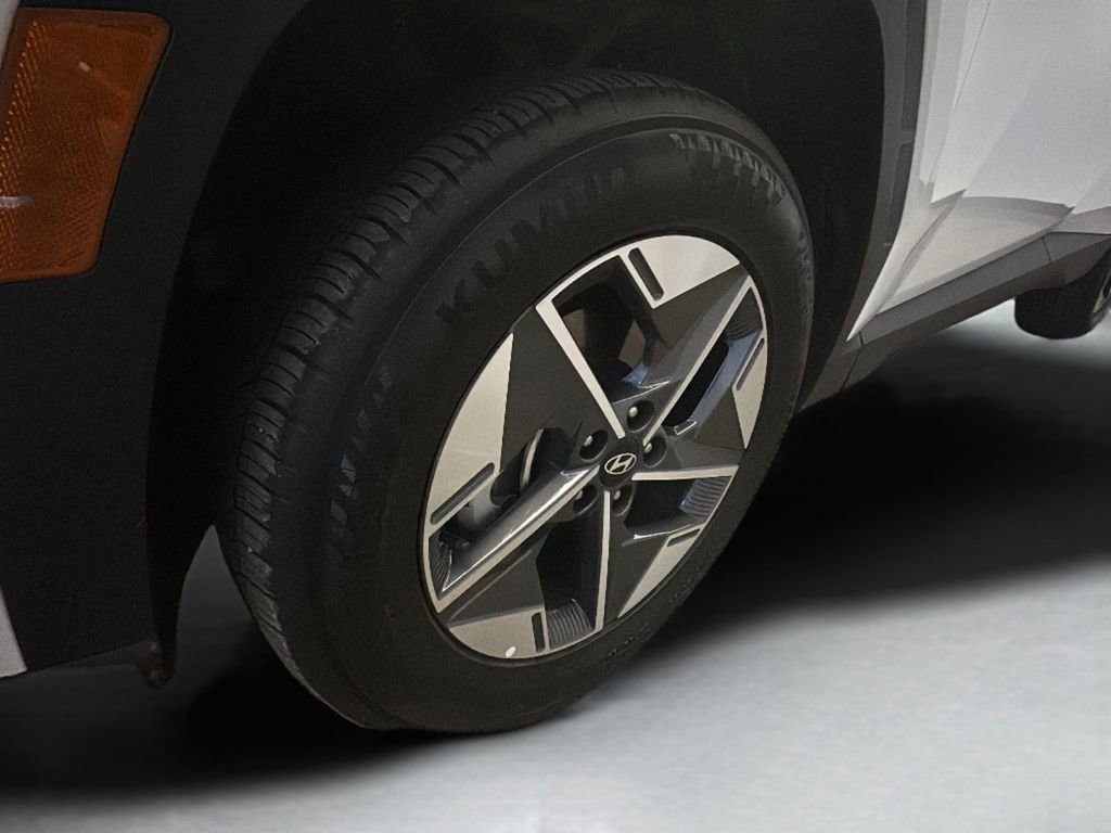 Certified 2025 Hyundai Tucson SEL image 4