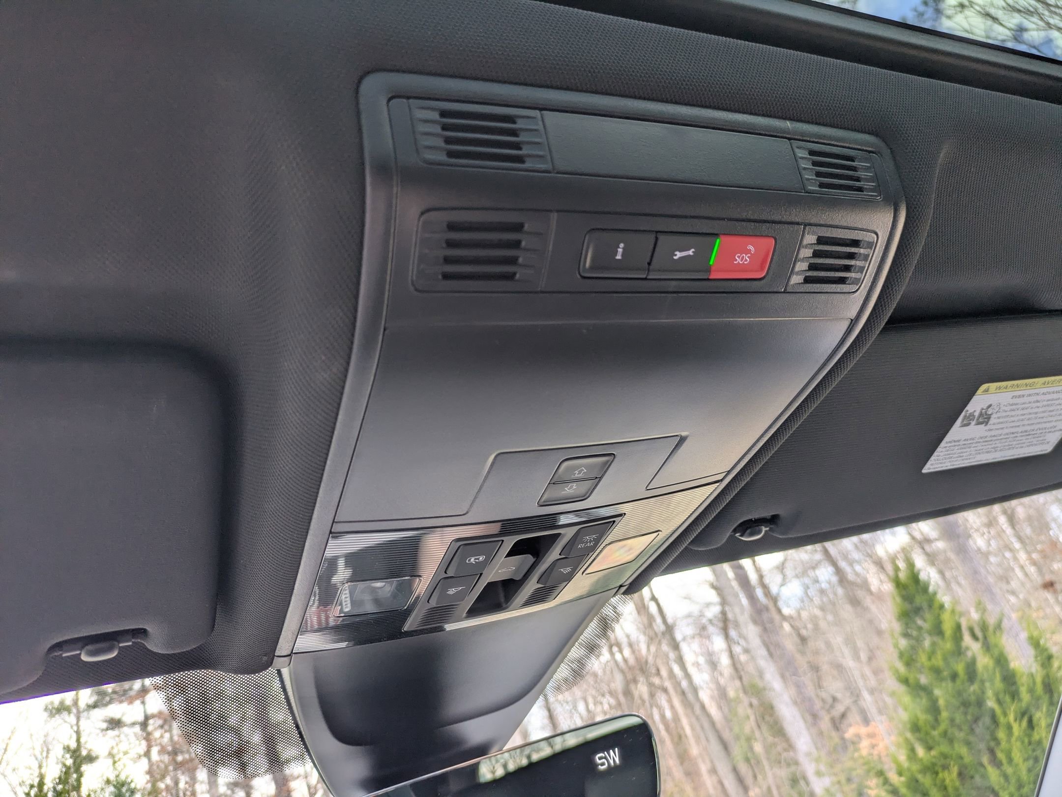 Used 2024 Volkswagen Tiguan SE R-Line image 24