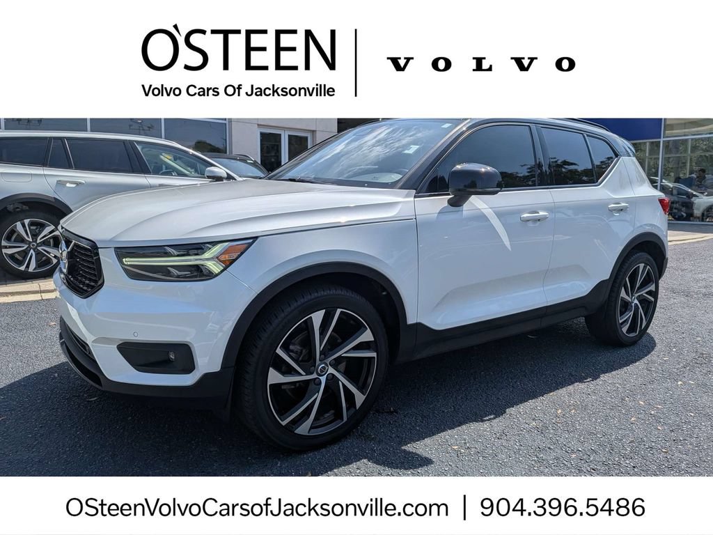 Used 2020 Volvo XC40 T4 R-Design FWD video 1