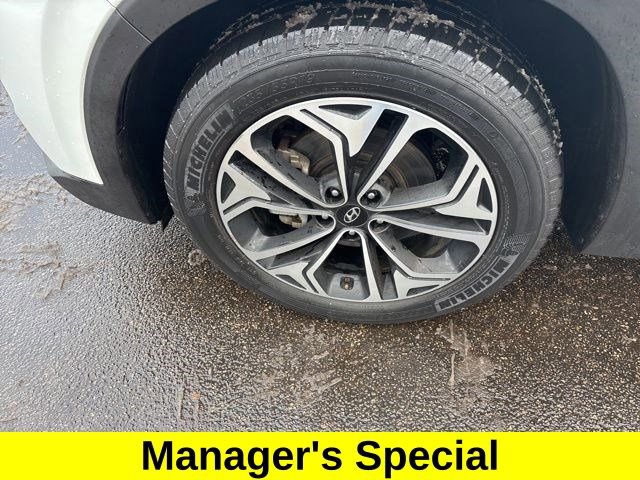 Used 2019 Hyundai Santa Fe Limited w/ Cargo Package image 51