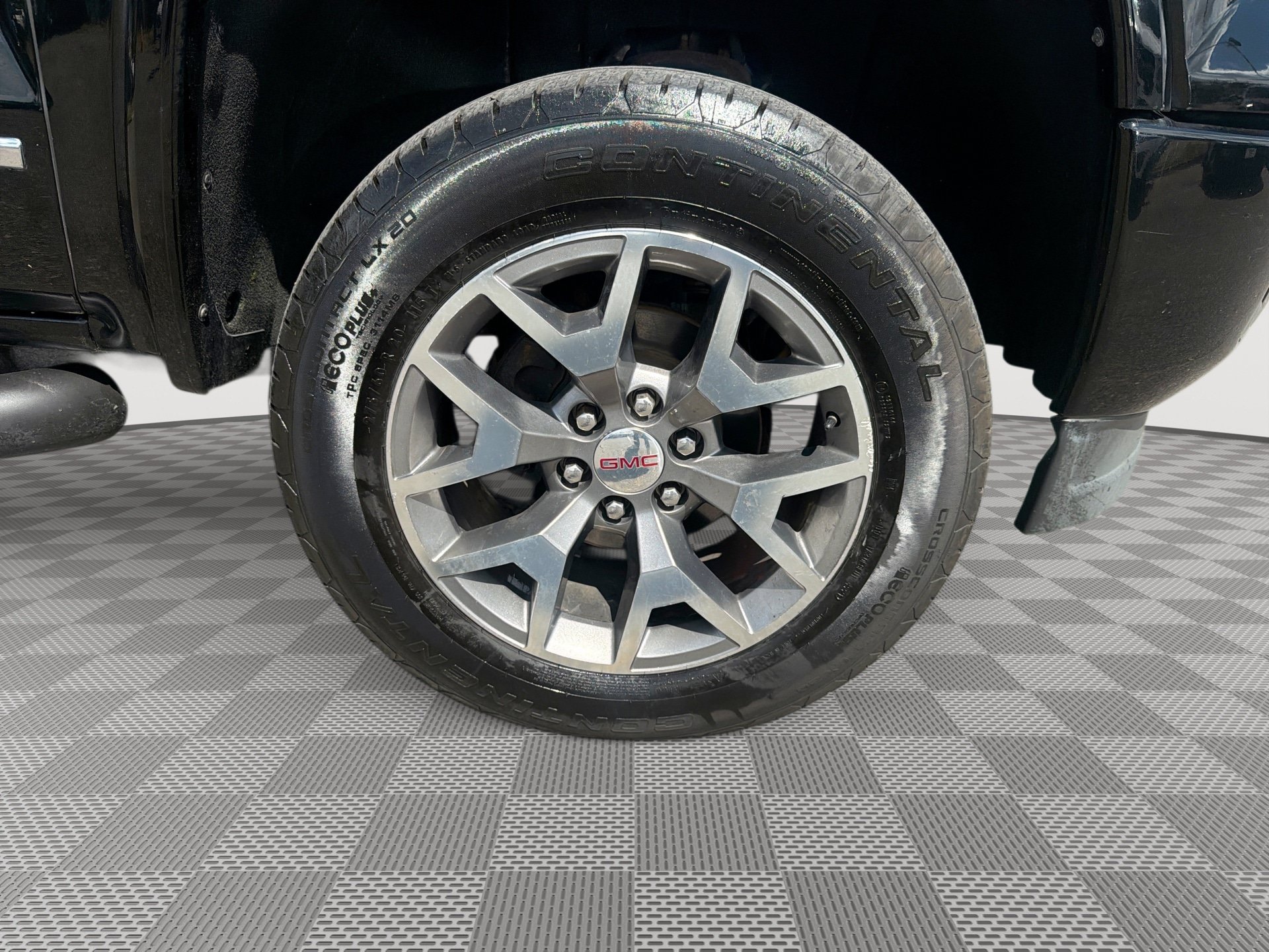 Used 2015 GMC Sierra 1500 Denali AWD/4WD image 31