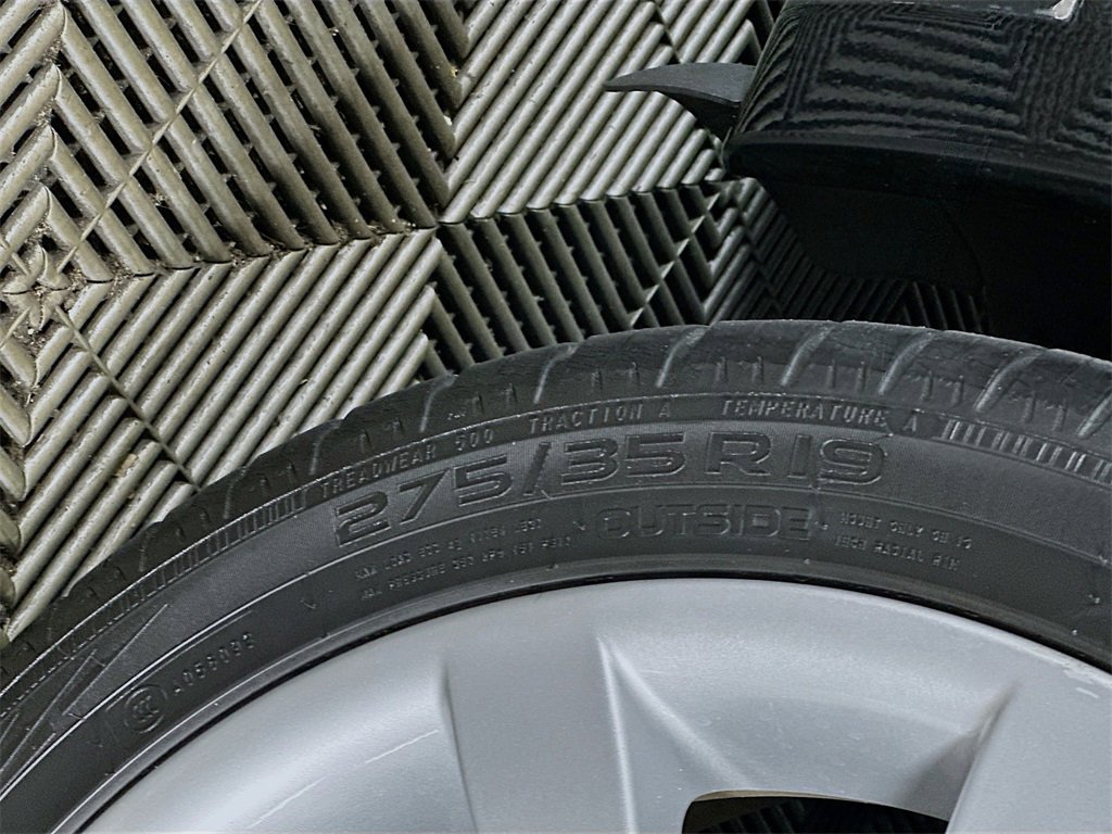 Used 2009 BMW 650i Coupe image 33