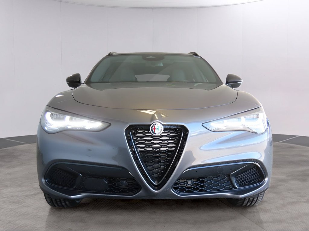New 2025 Alfa Romeo Stelvio Sprint w/ Convenience Package AWD/4WD image 2