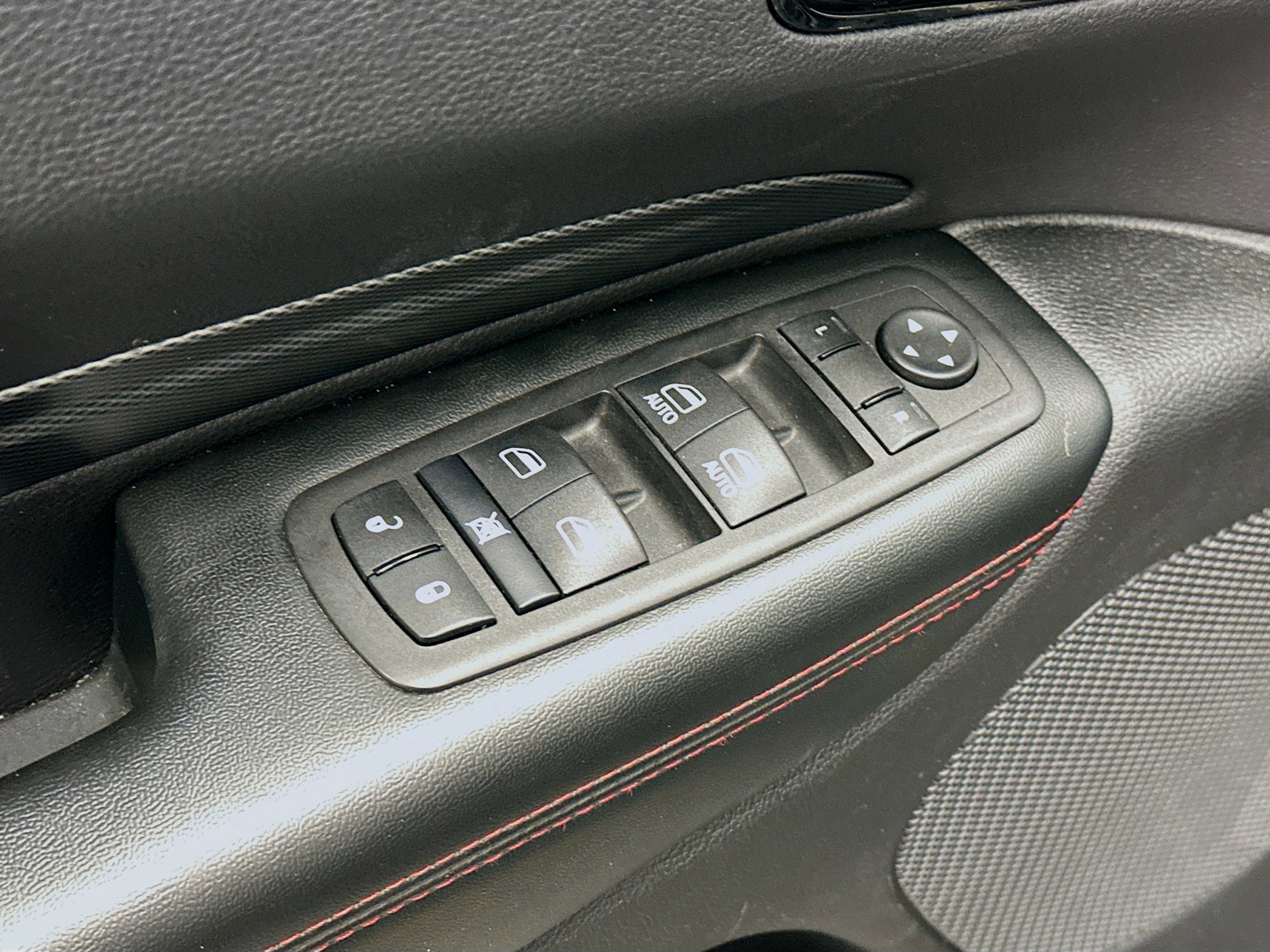 Used 2025 Dodge Durango GT image 15