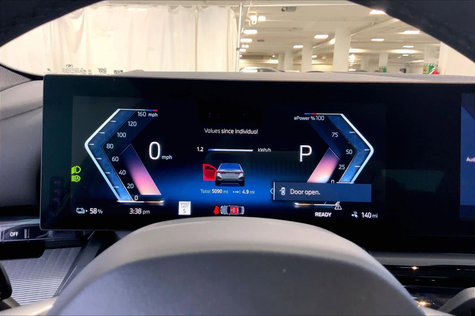 Used 2025 BMW i5 xDrive40 w/ Executive Package AWD/4WD image 25