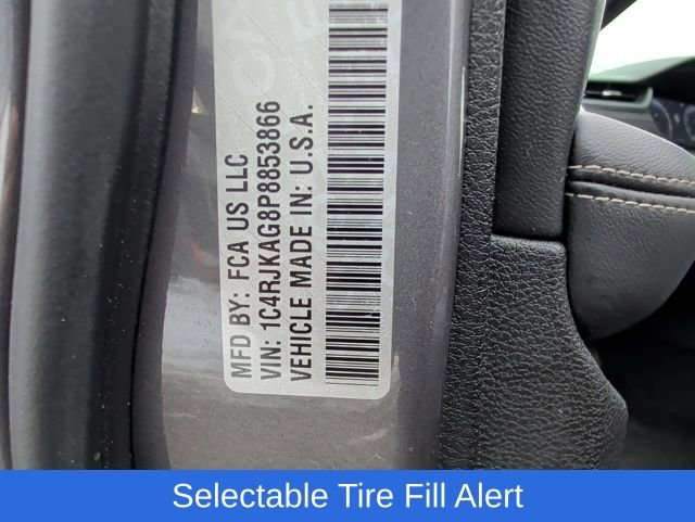 Used 2023 Jeep Grand Cherokee L Laredo image 39