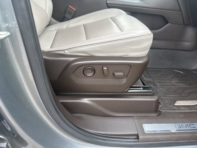 Used 2022 GMC Yukon SLT AWD/4WD image 33