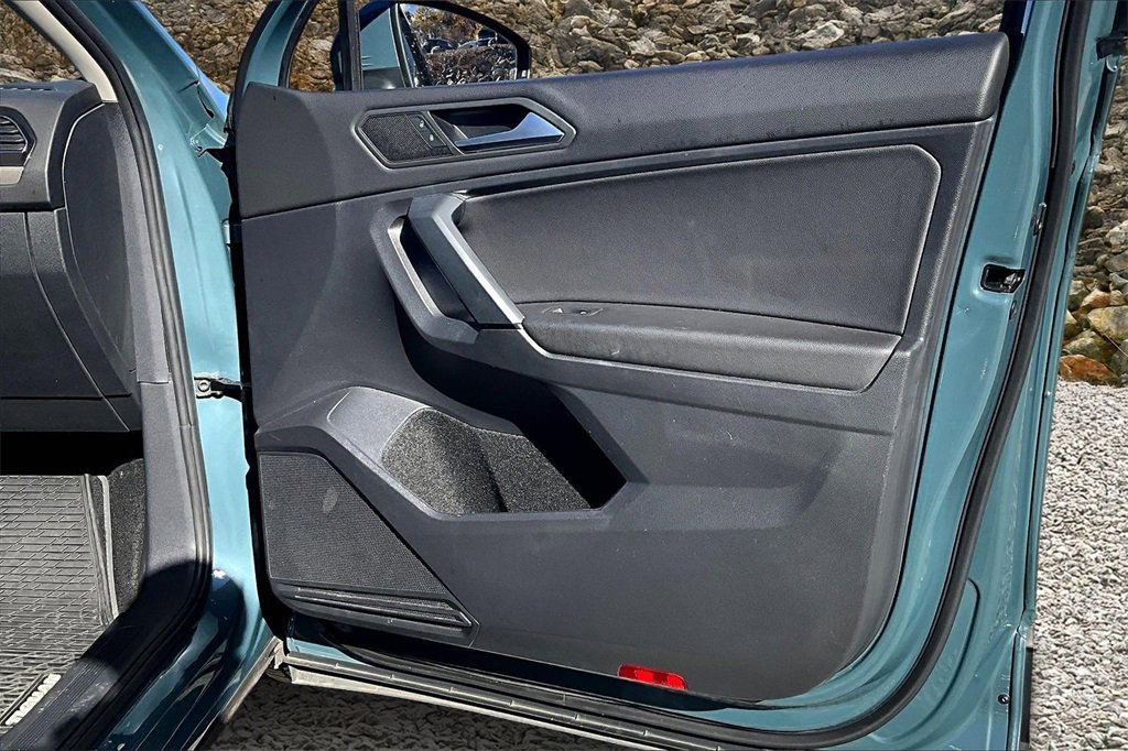 Used 2019 Volkswagen Tiguan SEL image 21