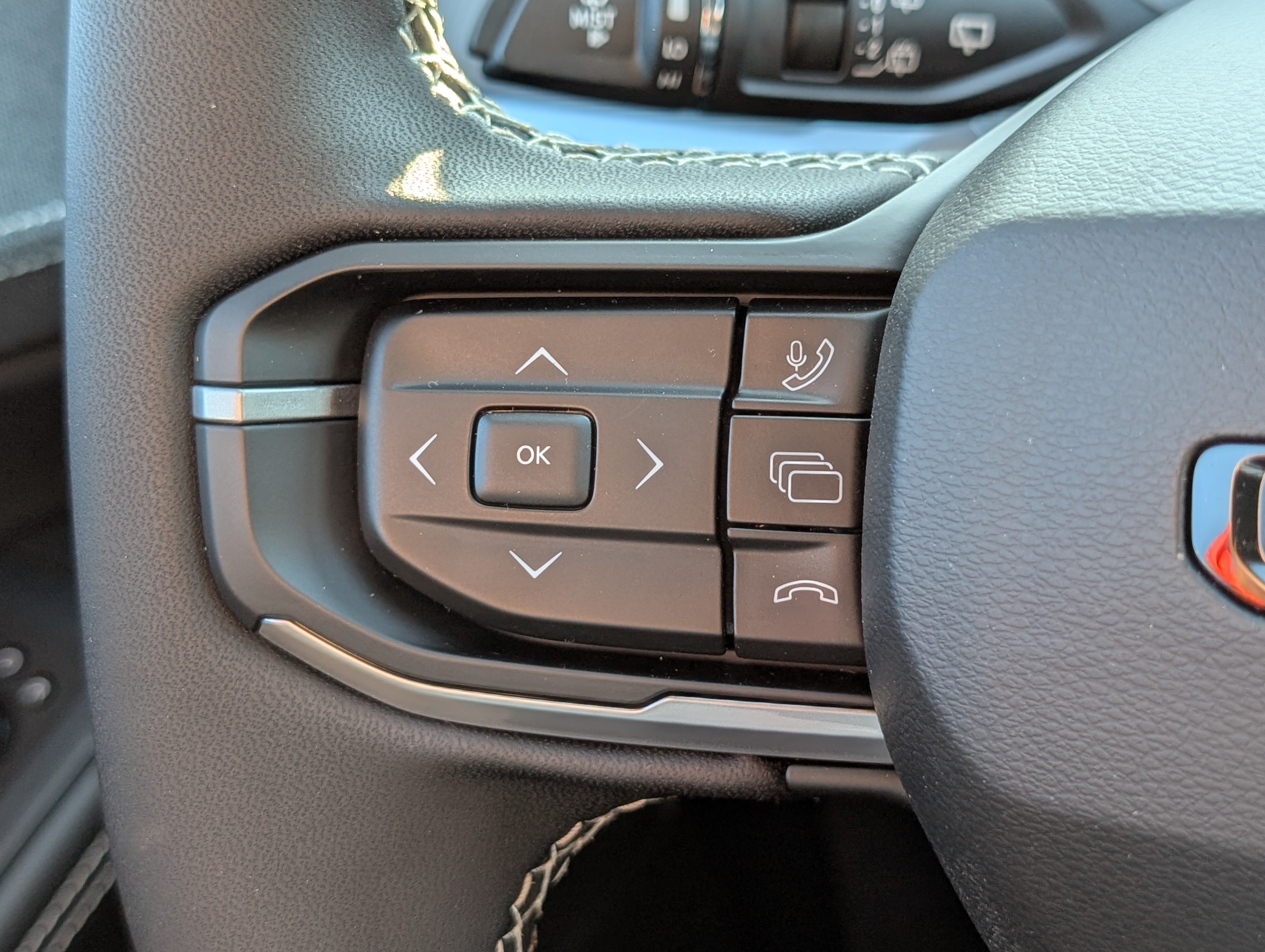 New 2026 Jeep Cherokee Laredo AWD/4WD image 20