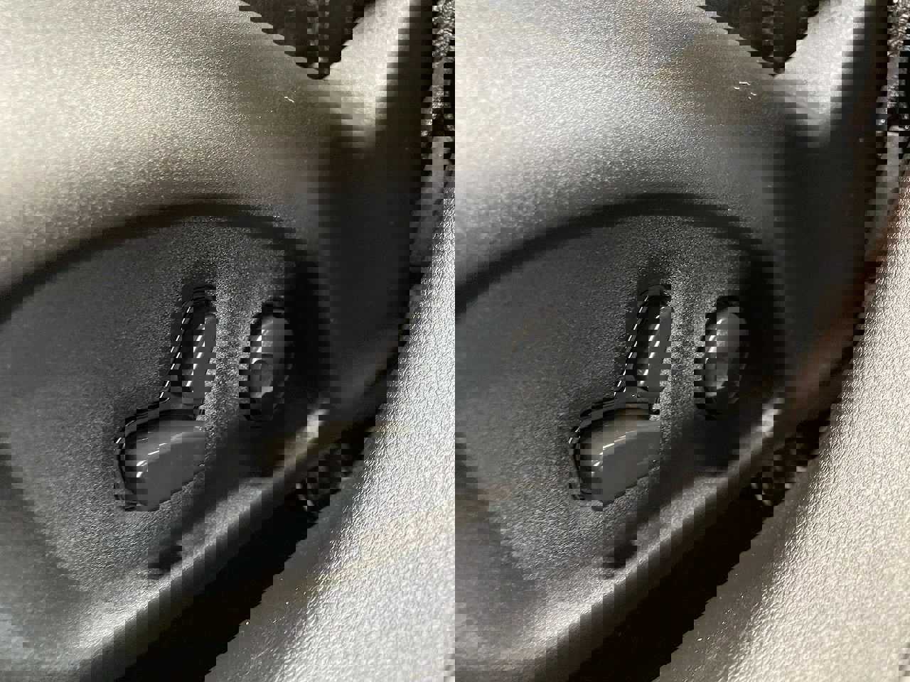 Used 2022 Jeep Compass Limited image 11