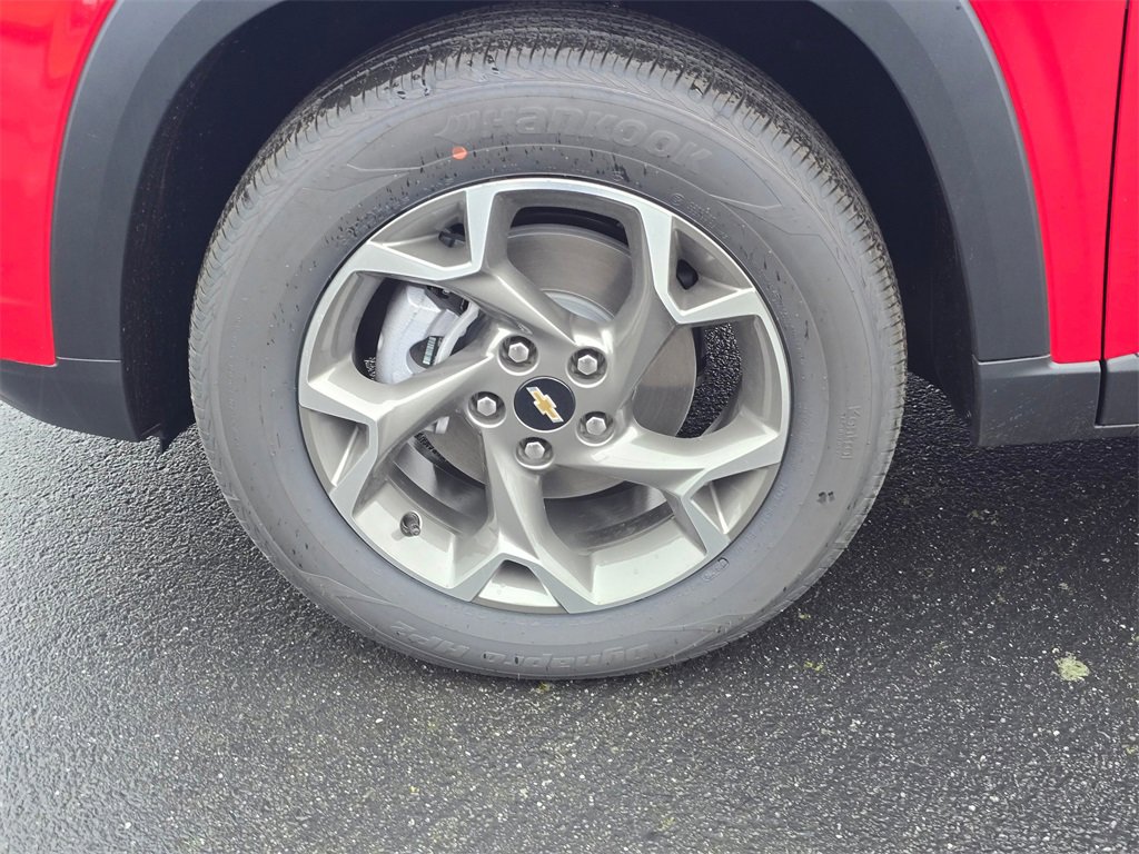 New 2026 Chevrolet Trax LT image 9