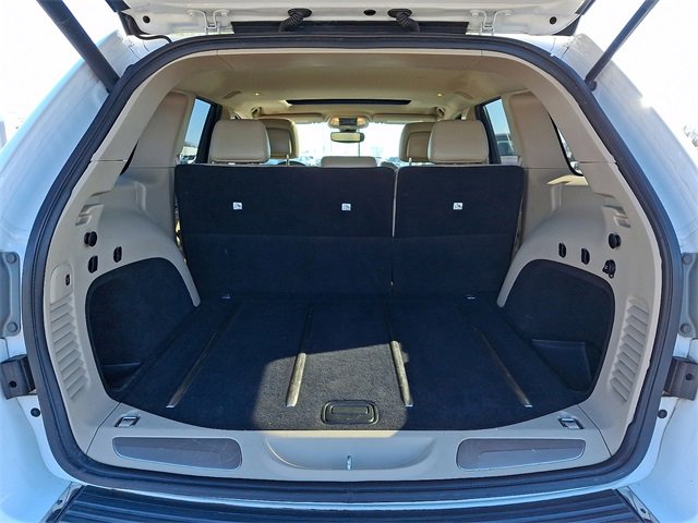 Used 2017 Jeep Grand Cherokee Limited image 31